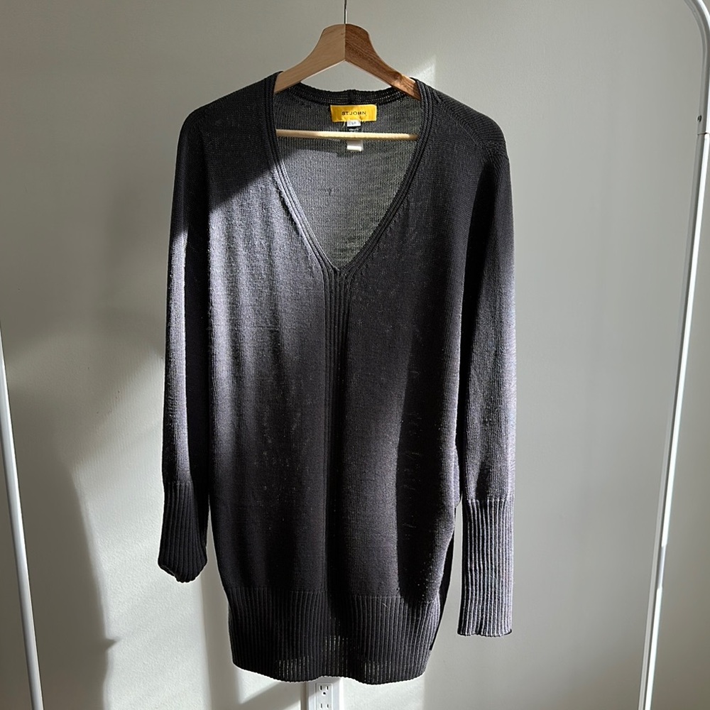 St. John Black V-Neck Sweater with Fine Knit and Relaxed Fit